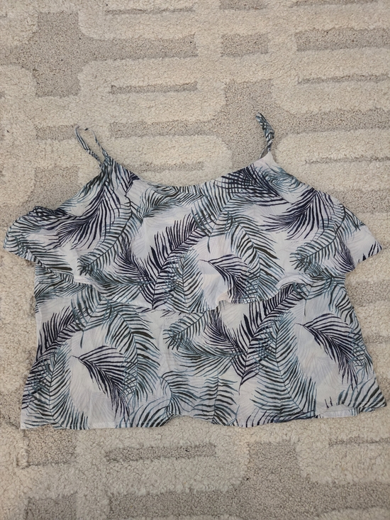 bp Tops - bp White Palm Print Spaghetti Strap Camisole. Size Xs